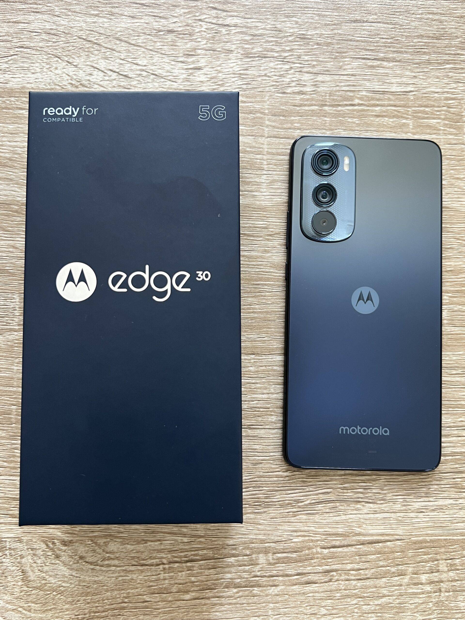 Motorola Edge 30 -  External Reviews